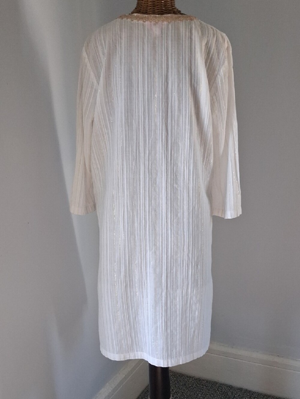 Lilly Pulitzer White Tunic with Gold Pinstripes - Picture 2 of 8